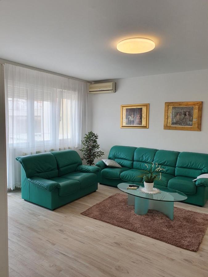 Apartment Tina Спліт Екстер'єр фото